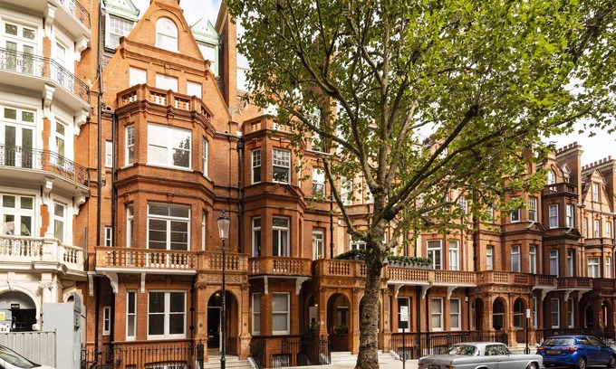 Belgravia Apartment | 3 Sloane Gardens by UnderTheDoormat