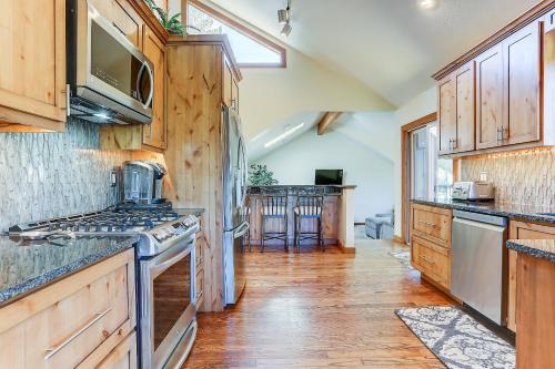 Sunriver House | 3 Spyglass