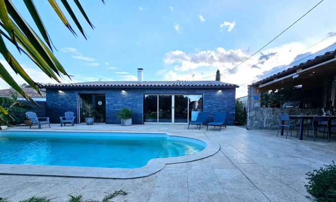 Morta Villa | 3-star villa between sea and mountains 4 bedrooms 3 bathrooms near sea/centre Private swimming pool