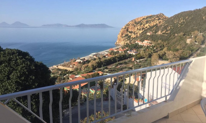 Gioiosa Marea Apartment | 30 m² Studio flat ∙ 1 bedroom ∙ 4 guests