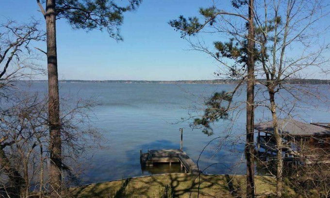 West Livingston House | 30 minute drive to Naskila Casino in Livingston Texas