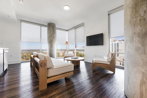 Garden Hills Apartment | 3005 Buckhead