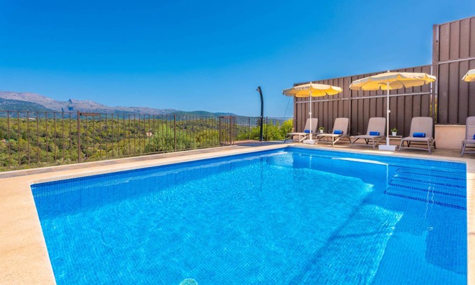 Buger House | 302 m² House ∙ 3 bedrooms ∙ 6 guests