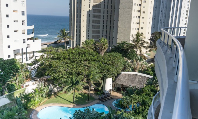 Umhlanga Apartment | 302 Oyster Schelles