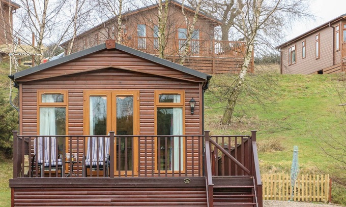 Tunstall Cabin | 36 BADGERS RETREAT, pet friendly in Catterick, North Yorkshire