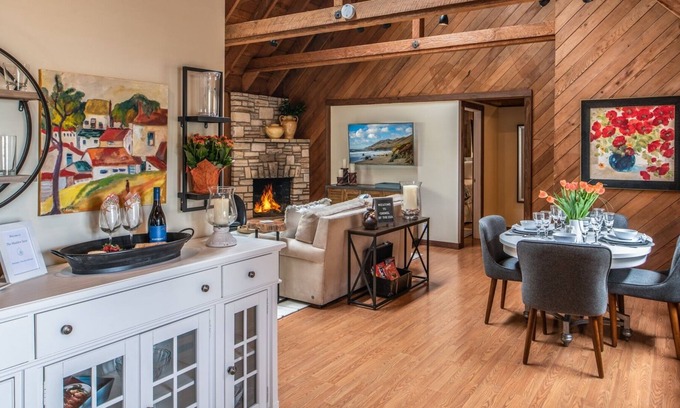 Northwest Carmel Apartment | 3796 The Madden Suite 2 Bedroom Apts by Redawning