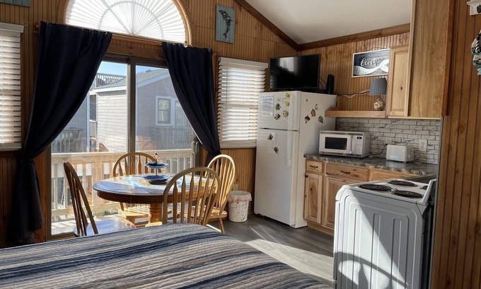 Hatteras Condo | 39 Almost Heaven Studio Bedroom Condo by RedAwning
