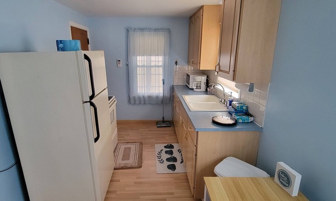 Canton House | 3br 1 bath home close to everything!HOF, hospitals, colleges and highway!