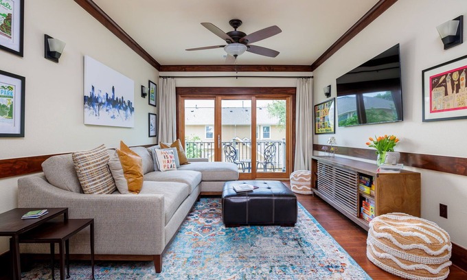 Mueller House | 3BR Craftsman, Mueller Park - The Artisan