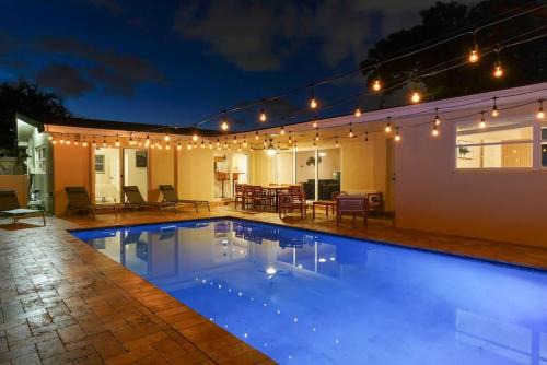 Boynton Beach House | 3BR HEATED POOL CLOSE TO BEACH
