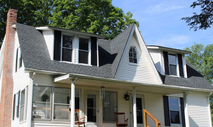 Whitetop Other | 4 Bdrm 2 Bth Farmhouse