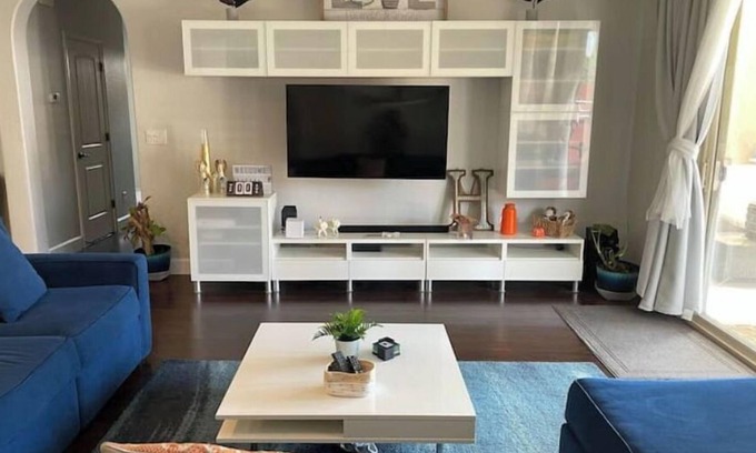 Clovis Villa | 4 bdrm villa w/cabana,pool,sauna,office& RV prkng