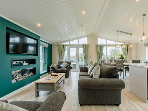 Penally House | 4 Bed in Tenby 89852