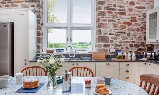 Worlington Cottage | 4 bedroom accommodation in Witheridge, near Tiverton