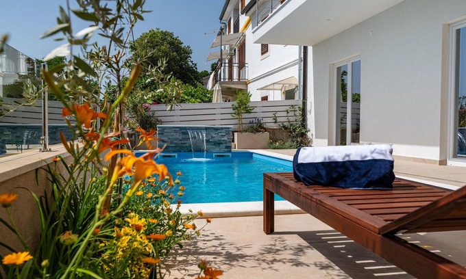 Klanfari House | 4 bedroom accommodation in Crikvenica