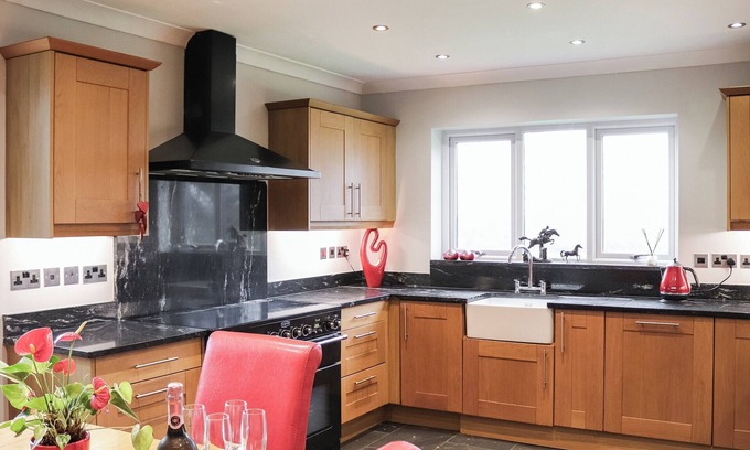 Bodorgan Cottage | 4 bedroom accommodation in Bodorgan