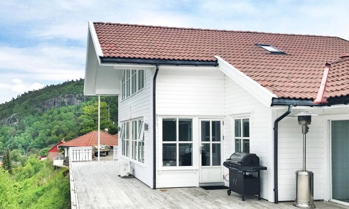 Spangereid House | 4 bedroom accommodation in Lindesnes