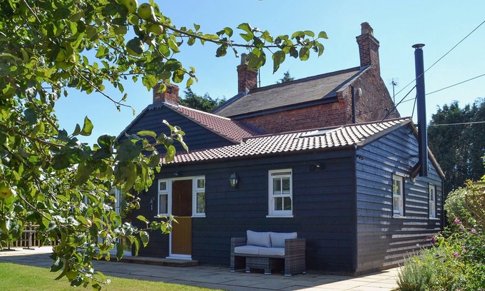 Wisbech Cottage | 4 bedroom accommodation in Wisbech
