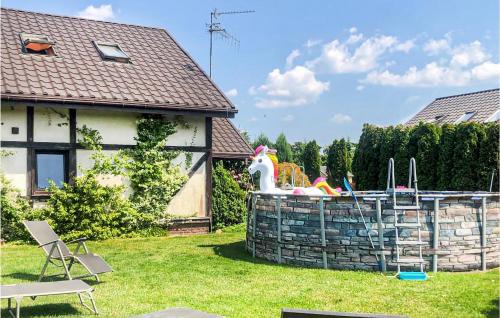 gmina Bedzino House | 4 Bedroom Cozy Home In Mscice