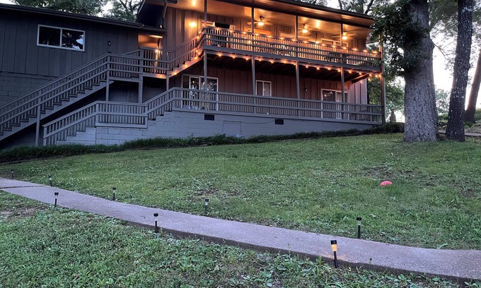 Cherokee Village House | 4-bedroom lakefront house with private dock