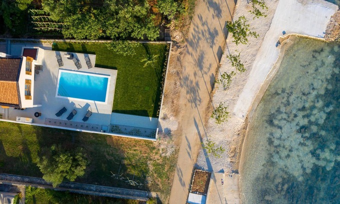 Turanj House | 4 bedroom stunning home in Turanj