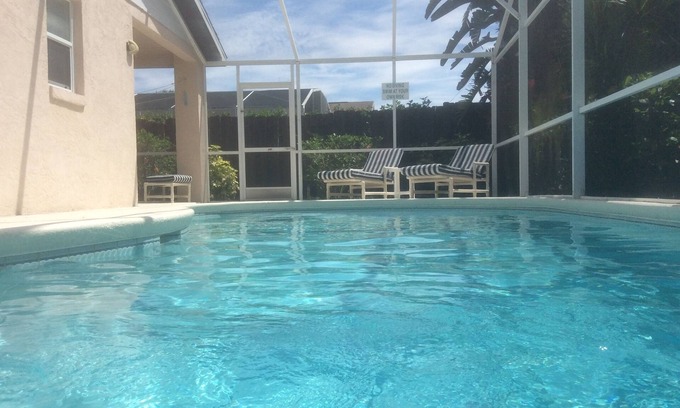West Kissimmee Villa | 4 Bedroom Villa - Superb Location Genuinely Only A Few Minutes Drive From Disney