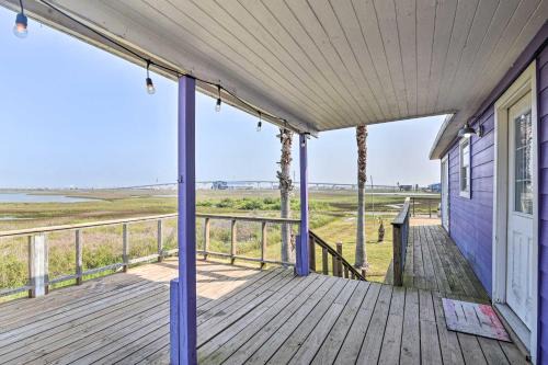 Surfside Beach House | 4 Blocks to Ocean Water-View Surfside Beach Home!