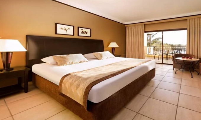 El Quseir Hotel | 4 Family Rooms with Eco-Certified Comfort Near Scenic Beachfront