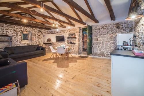 Janjina Apartment | 4 Limuna