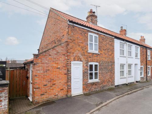 Withernwick House | 4 Lynton Cottages