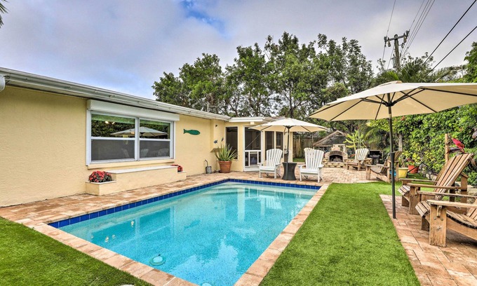South Bradenton House | 4 Mi to Dtwn: Home w/Pool & BBQ in Bradenton