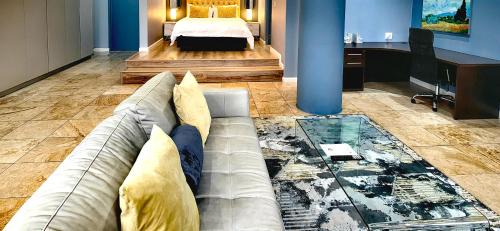 Downtown Johannesburg Apartment | 4 on Pritchard Luxury Suites