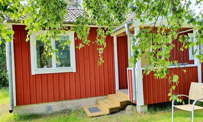 Hallstavik House | 4 person holiday home in HALLSTAVIK
