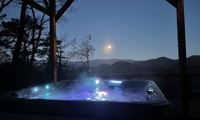 Robbinsville House | 4-Season Mountainside Retreat Robbinsville NC