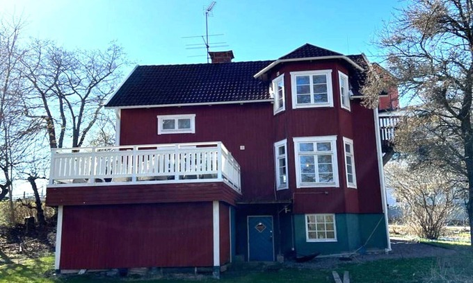 Gnesta House | 4 star holiday home in GNESTA
