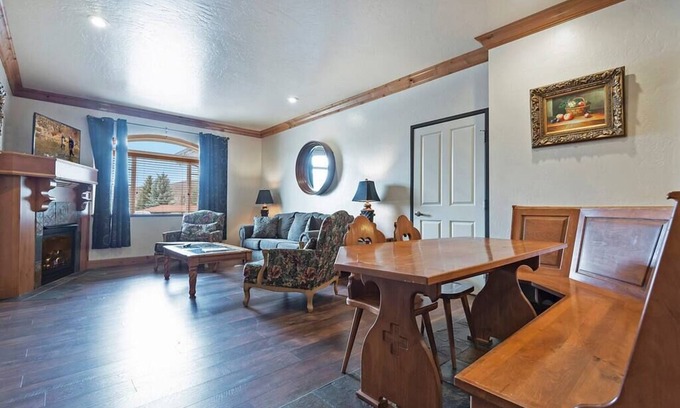 Zermatt Villa | 4-Star Zermatt Resort 2B2B Villa Only Min's to Park City, Deer Valley & Sundance
