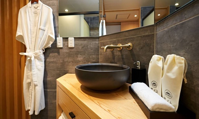Oishi Hotel | 40 m² Hotel ∙ 1 bedroom ∙ 3 guests