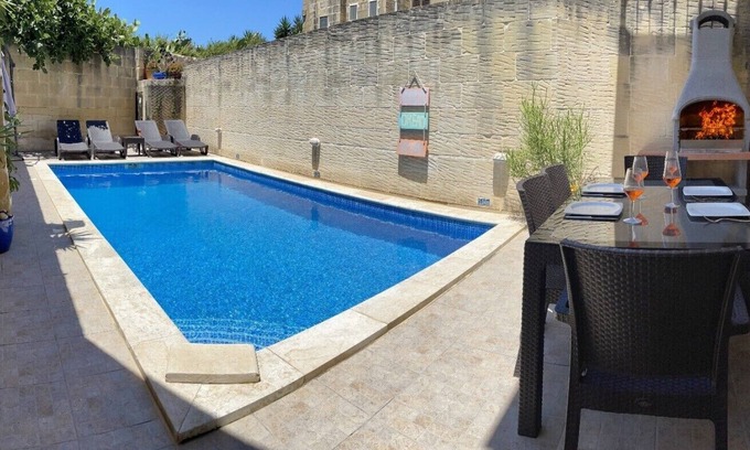 Ggantija Other | 400 year old converted farmhouse with private pool