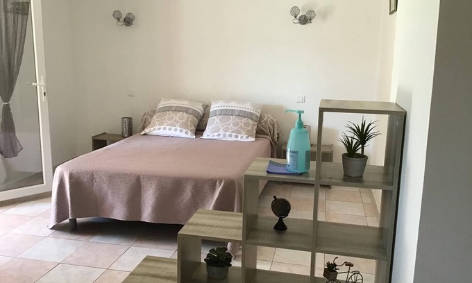 Bastelicaccia Apartment | 40m2 studio 10 minutes from the beach