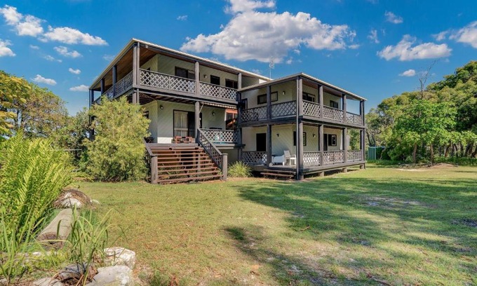 Rainbow Beach House | 41 Carlo Circle Rainbow Beach