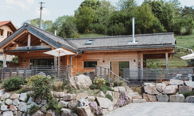 Neuenweg Ski Chalet | 42 m² Chalet ∙ 1 bedroom ∙ 2 guests