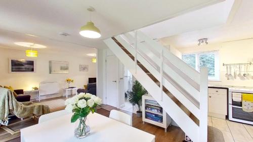 Saint Erth Praze House | 45 Trevithick Court, Tolroy Manor