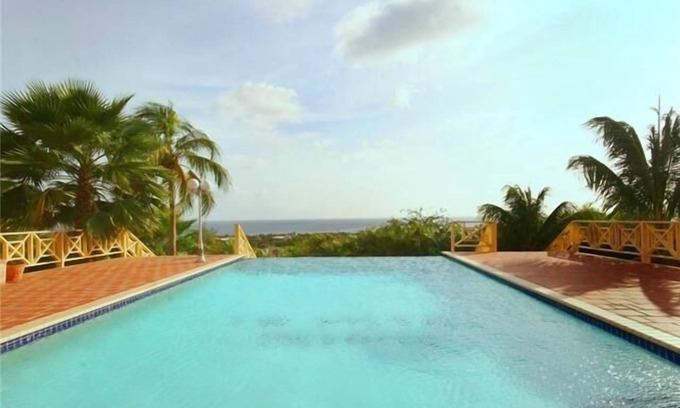 Piscadera Condo | 4BD Luxurious Oceanview Condo, Piscadera Bay