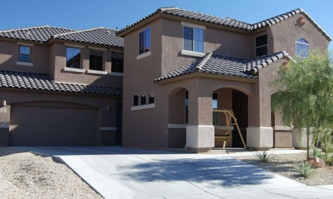 Tortolita House | 5 BDR 5 BATH home with 4 car garage