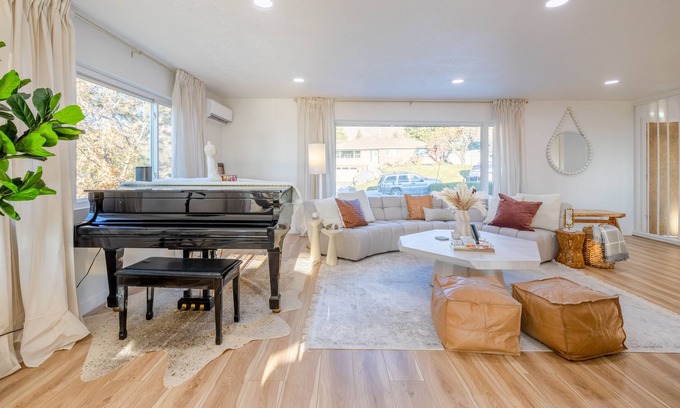 Olympus Cove House | 5 Bed Mountain Mansion: Theater, Gym, Sauna, Sonos