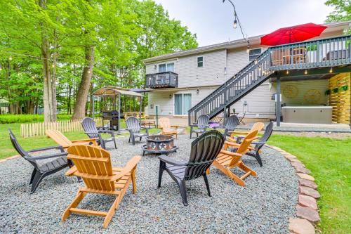 Long Pond House | 5 Mi to Lake Naomi Home with Hot Tub and Fire Pit
