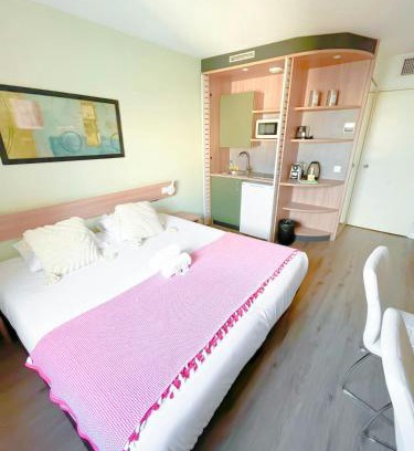 Pantin Apartment | 5 minutes du Parc de la Villette - Charmant studio