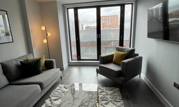 Liverpool Apartment | 5 Star Brand New Liverpool City Centre Apartment