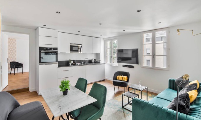 Dinan - Saint-Malo Apartment | 50 m² Apartment ∙ 2 bedrooms ∙ 4 guests