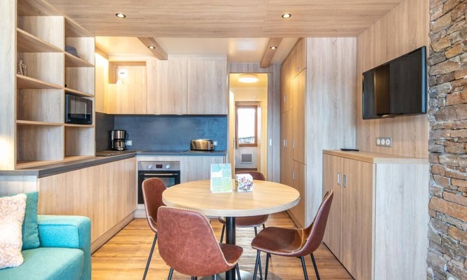 Doucy-Combelouviere Apartment | 50m from resort center, terrace, balcony, parking, tv, ski locker, 32m², Valmorel